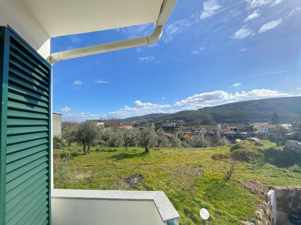 Encosta Do Sol Apartment Canas de Senhorim Екстериор снимка